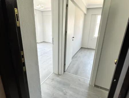 Ürkmez Merkez'de Masrafsız Sıfır Yapılı Satılık 2+1 Daire