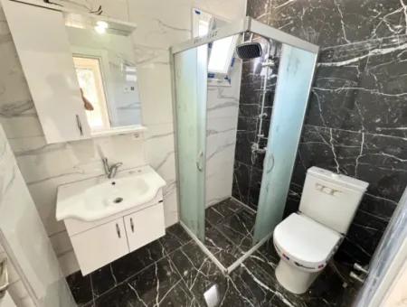 Doğanbey'de Kapalı Otoparklı Geniş Bahçeli Sıfır Satılık 3+1 Villa