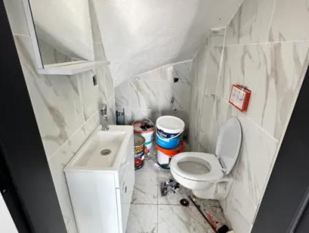 Doğanbey Cumhuriyet Mah'de Geniş Bahçeli Yerden Isıtmalı Satılık 2+1 Villa