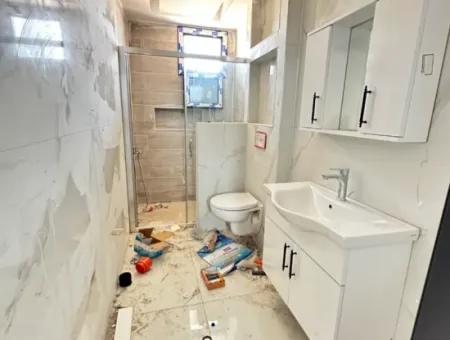 Doğanbey Cumhuriyet Mah'de Geniş Bahçeli Yerden Isıtmalı Satılık 2+1 Villa