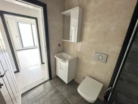 Doğanbey Merkez'de Plaja 500M Otoparklı Bahçeli Sıfır Satılık 3+1 Villa