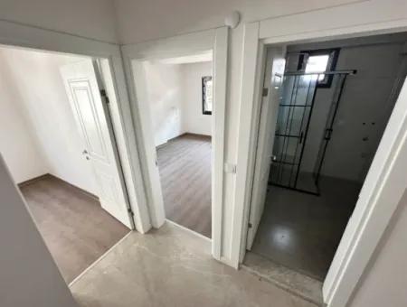 Doğanbey'de Merkez'de Sıfır Bahçeli Satılık 3+1 Villa
