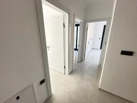 Doğanbey Merkez'de Geniş Yapılı Satılık Sıfır 5+1 Tripleks