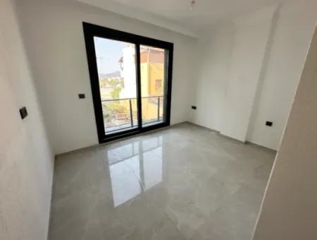 Doğanbey Merkez'de Geniş Yapılı Satılık Sıfır 5+1 Tripleks