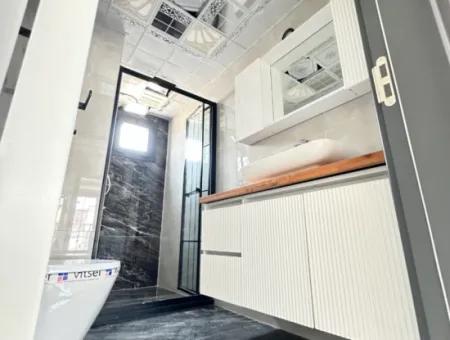 Doğanbey'de Bağımsız Havuzlu Geniş Bahçeli Satılık 3+1 Villa