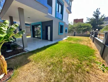 Doğanbey'de 200M2 İçerisin'de Bağımsız Satılık Sıfır 3+1 Villa