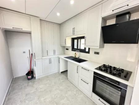 Doğanbey'de 200M2 İçerisin'de Bağımsız Satılık Sıfır 3+1 Villa