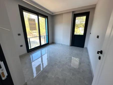 Doğanbey'de 200M2 İçerisin'de Bağımsız Satılık Sıfır 3+1 Villa