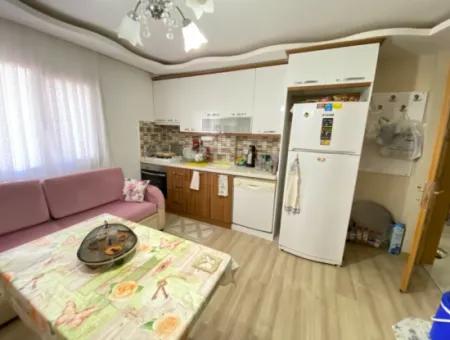 Ürkmez Merkez De Havadar Ferah Satılık Temiz 2+1 Daire