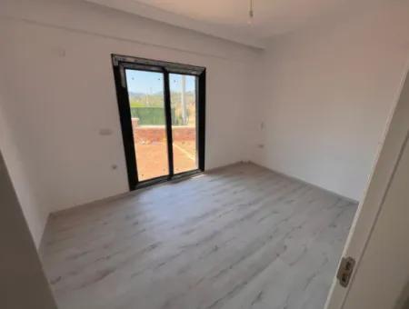 Seferihisar Da Geniş Bahçeli Sıfır Yapı 2+1 Satılık Villa