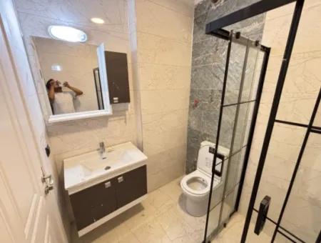 Doğanbey Merkezde Plaja 400M Bahçeli Satılık 4+1 Villa