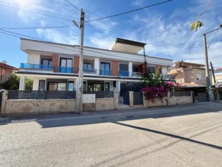 Doğanbey Merkez De Geniş Yapılı Ferah 3+1 Satılık Villa
