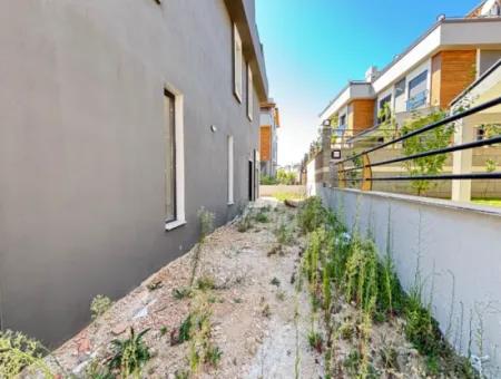 Özdere De Müstakil Girişli Ferah Yapılı 3+1 Satılık Villa