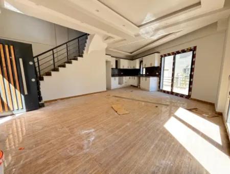 Özdere De Müstakil Girişli Ferah Yapılı 3+1 Satılık Villa