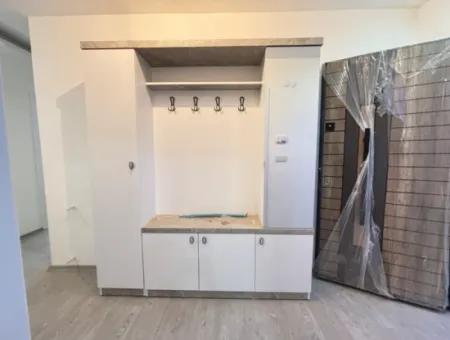 Ürkmez De Ayrı Mutfak 130 M² 3+1 Asansörlü Satılık Daire