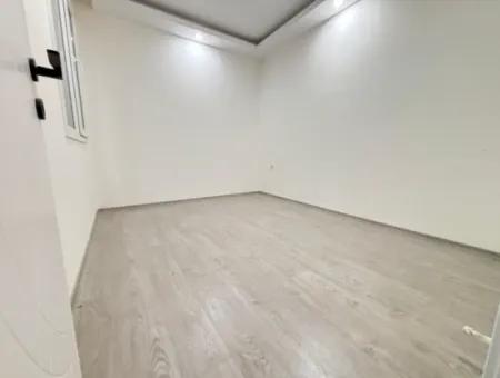 Ürkmez De Ayrı Mutfak 130 M² 3+1 Asansörlü Satılık Daire