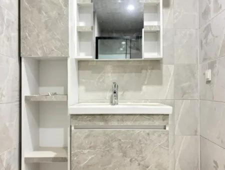 Ürkmez De Ayrı Mutfak 130 M² 3+1 Asansörlü Satılık Daire