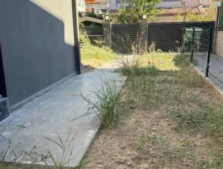 Özdere De Plaja 100 M Sıfır Geniş Yapılı Bahçeli 2+1 Satılık Villa