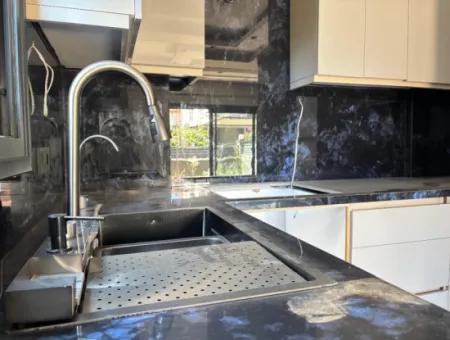 Özdere De Plaja 100 M Sıfır Geniş Yapılı Bahçeli 2+1 Satılık Villa