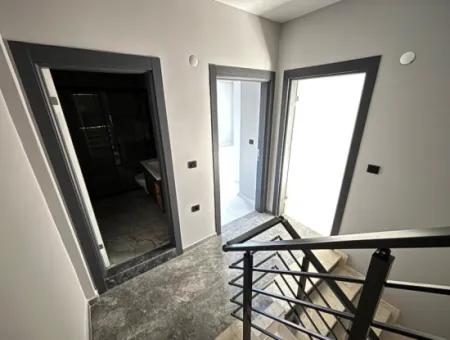 Özdere De Plaja 100 M Sıfır Geniş Yapılı Bahçeli 2+1 Satılık Villa