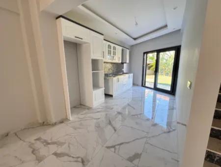 Özdere De Plaja 50 M Geniş Bahçeli Sıfır 4+1 Satılık Tripleks