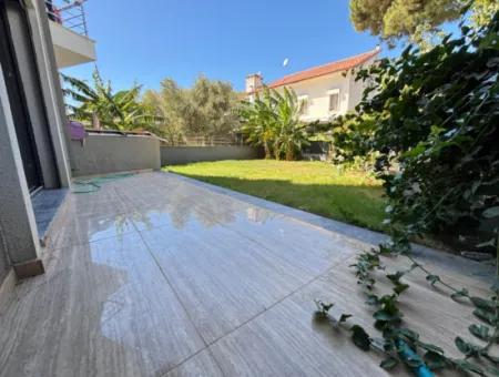 Özdere De Plaja 50 M Geniş Bahçeli Sıfır 4+1 Satılık Tripleks