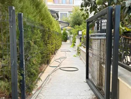 Ürkmez De Kat Mülkiyetli Sıfır Bahçeli 4+1 Satılık Villa