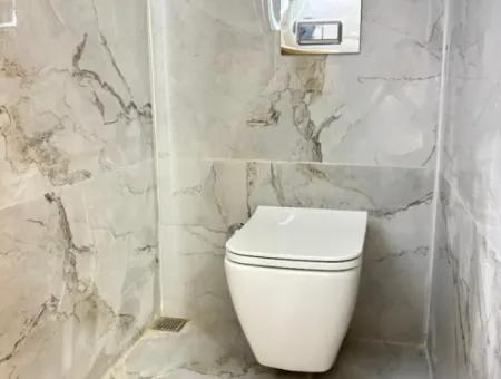 Ürkmez De Kat Mülkiyetli Sıfır Bahçeli 4+1 Satılık Villa