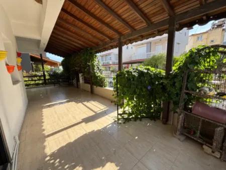 Doğanbey De Plaja 50 M Bahçeli 3+1 Kiralık Villa