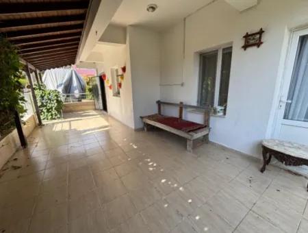 Doğanbey De Plaja 50 M Bahçeli 3+1 Kiralık Villa