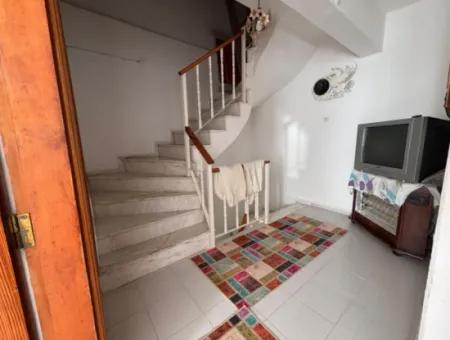 Doğanbey De Plaja 50 M Bahçeli 3+1 Kiralık Villa