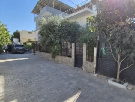 Doğanbey Havacılar Sahilin De Bahçeli 4+1 Kiralık Villa