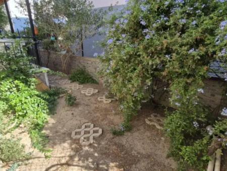 Doğanbey Havacılar Sahilin De Bahçeli 4+1 Kiralık Villa