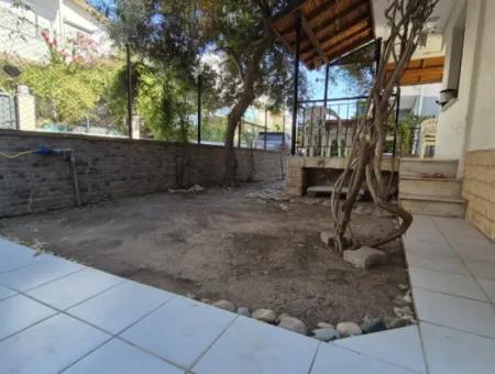 Doğanbey Havacılar Sahilin De Bahçeli 4+1 Kiralık Villa