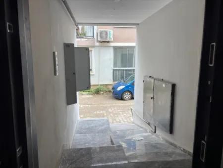 İzmir Seferihisar Camikebir’de 1+1 Güzel Konumda Daire