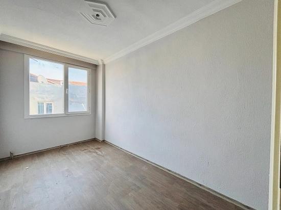 İzmir Seferihisar Bengiler’de Çarşı Merkezinde 2+1 Satılık Daire