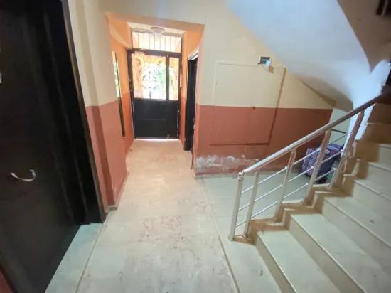 İzmir Seferihisar Mersin Alanı Mahallesi’nde Geniş Bahçeli 2+1 Satılık Daire